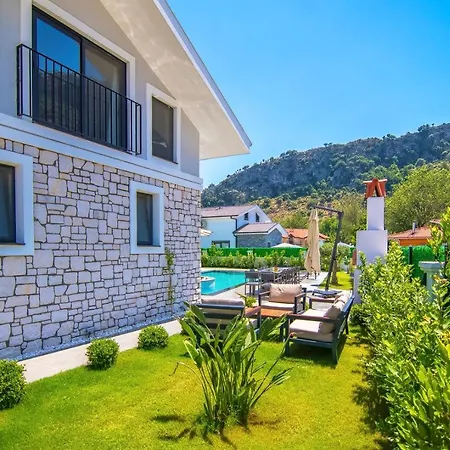 Brawo Villa *